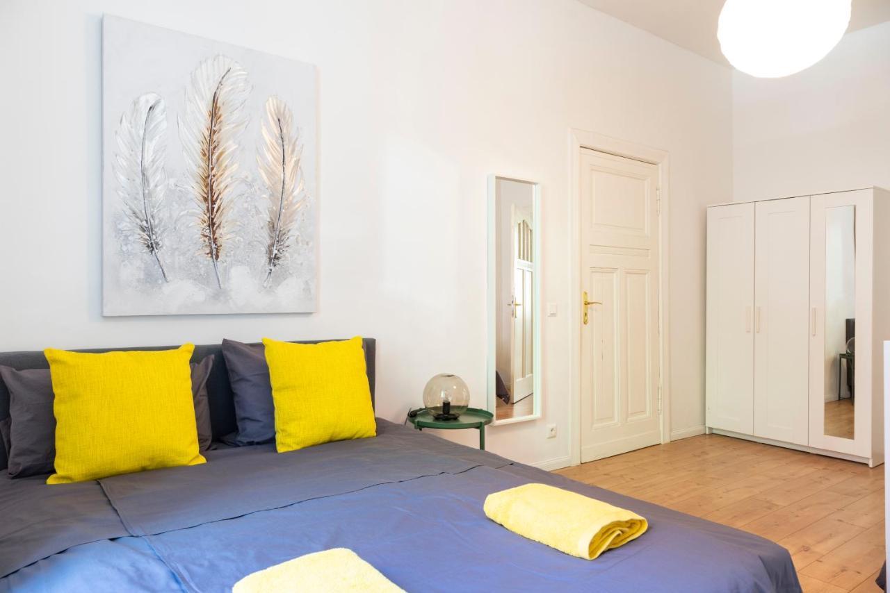 Freshly Renovated 2Br&Lr+Walk-In Rainshower Daire Berlin Dış mekan fotoğraf