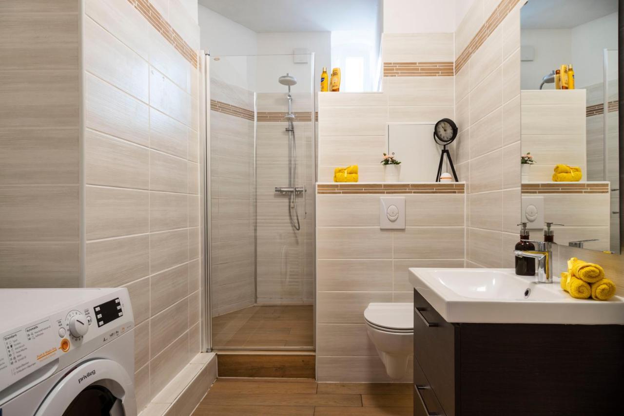 Freshly Renovated 2Br&Lr+Walk-In Rainshower Daire Berlin Dış mekan fotoğraf